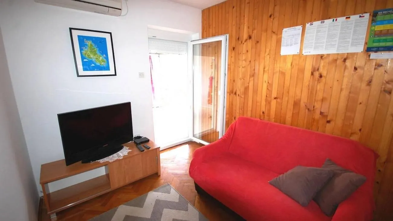 Apartments With A Parking Space Njivice, Krk - 21853 Croatia