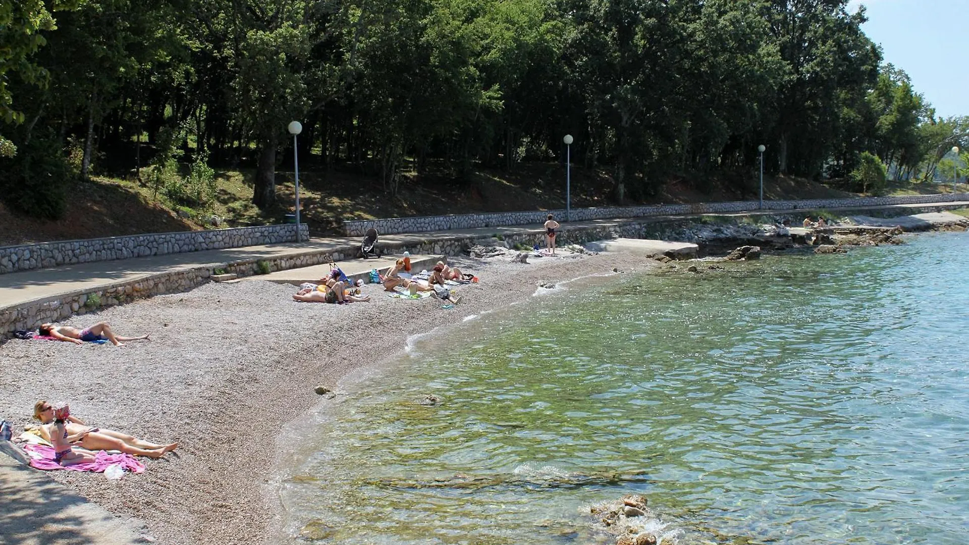 Apartments With A Parking Space Njivice, Krk - 21853 Njivice